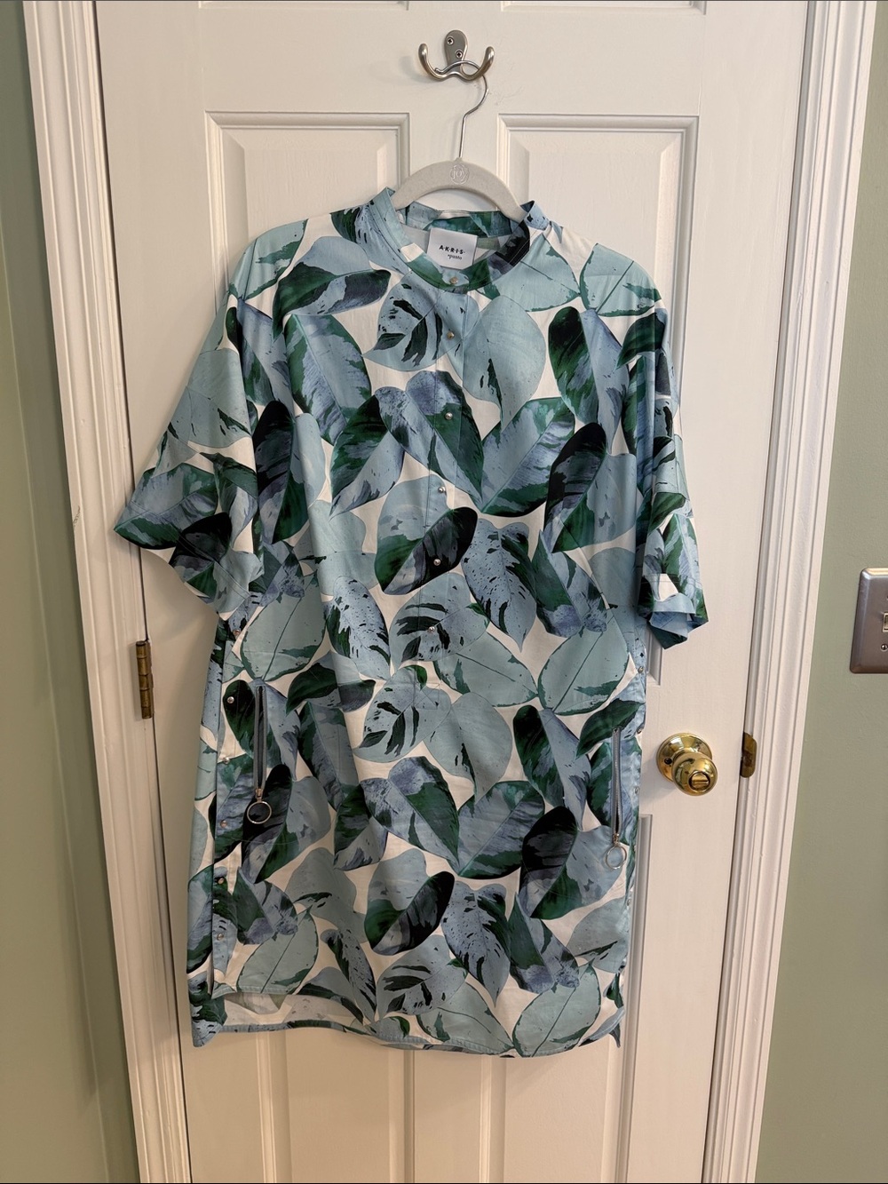 Akris Punto Teal and Dark Green Leaf-Print Short Sleeve Top